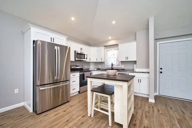 $389,900 | 340 Vale Street, Fall River, MA 02724