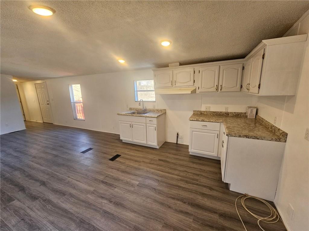 262 Rearick Road Shelocta, PA 15774 - Photo 4 of 18