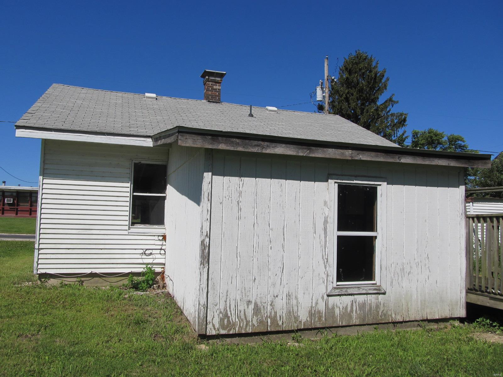 105 Public Road Fieldon, IL 62031 - Photo 12 of 12