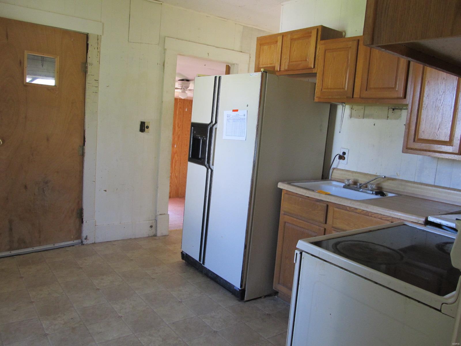 105 Public Road Fieldon, IL 62031 - Photo 7 of 12