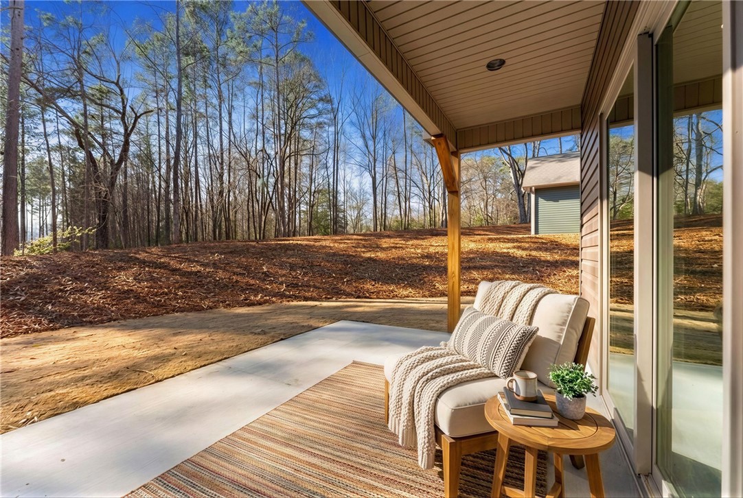 526 South Bibb Street Westminster, SC 29693 - Photo 8 of 13 Virtually Staged