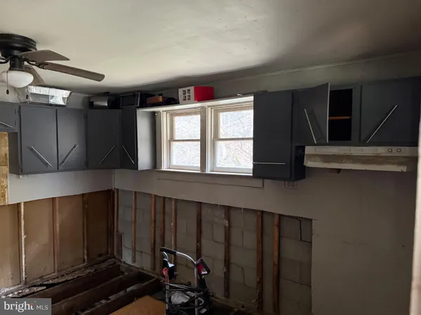 a view of a car garage