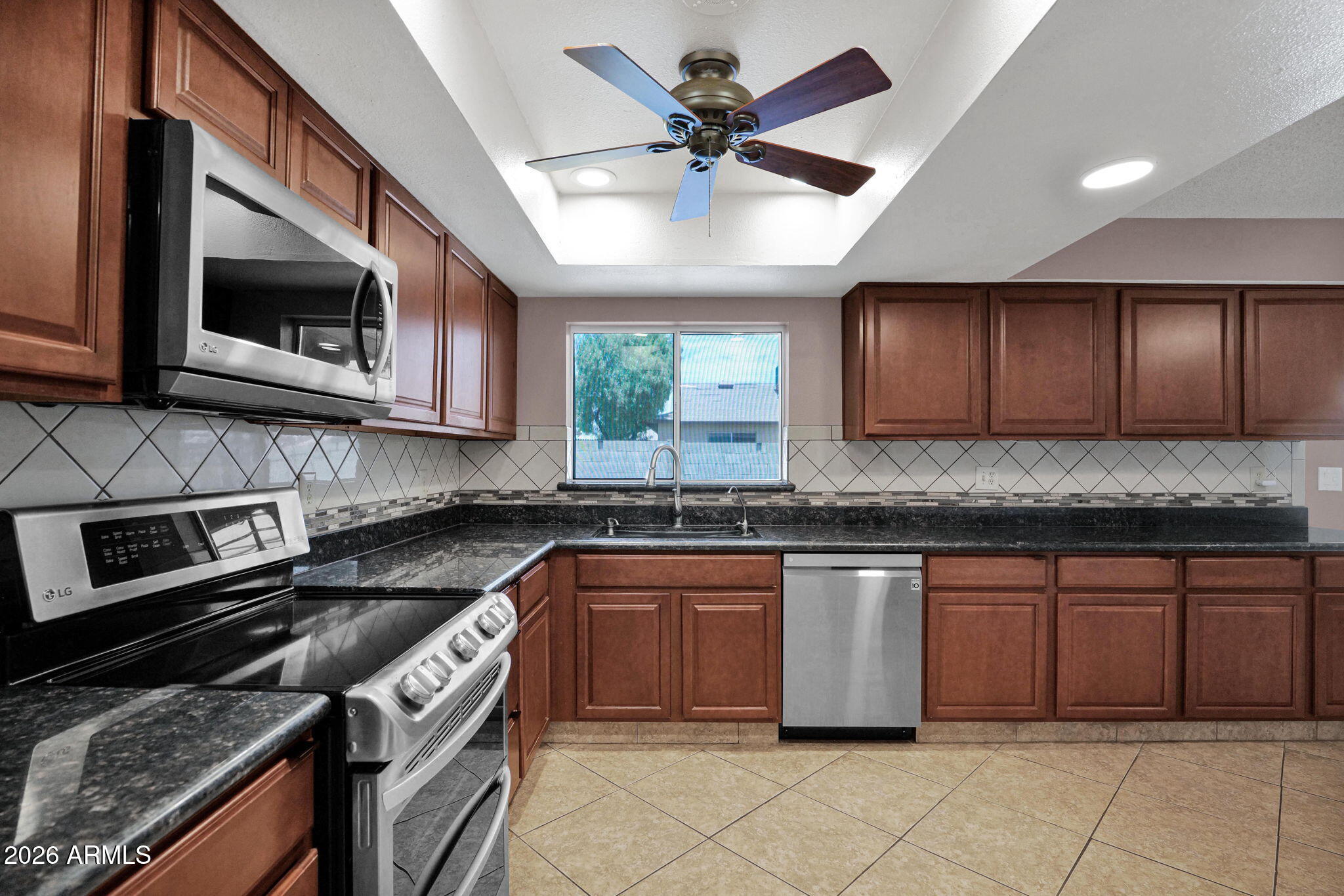 5640 West Redfield Road Glendale, AZ 85306 - Photo 13 of 27 13-web-or-mls-P1725864