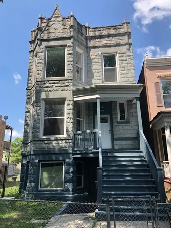 $2,150 | 1920 South Spaulding Avenue, Unit 1, Chicago, IL 60623
