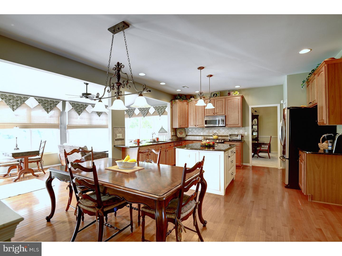 14 Dogwood Road Moorestown, NJ 08057 - Photo 6 of 25 Kitchen