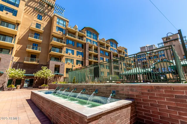 a building view with outdoor space