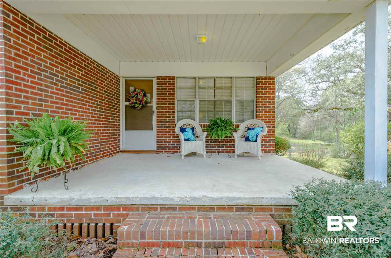309 South Hummingbird Drive Satsuma, AL 36572 - Photo 3 of 29