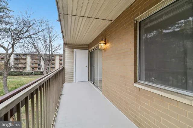 $2,450 | 10300 Westlake Drive, Unit S304, Bethesda, MD 20817