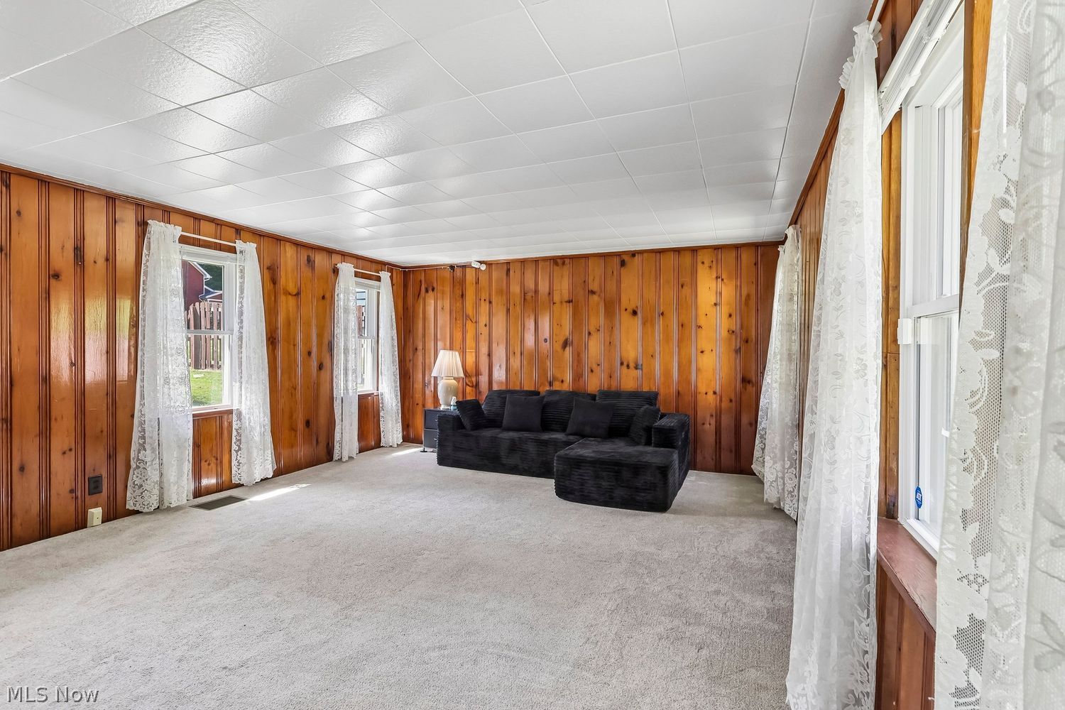 240 South Hickin Street Rittman, OH 44270 - Photo 8 of 37