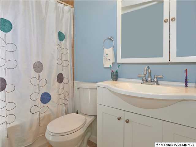 321 Florence Road Middletown, NJ 07748 - Photo 10 of 16 Additional Photo