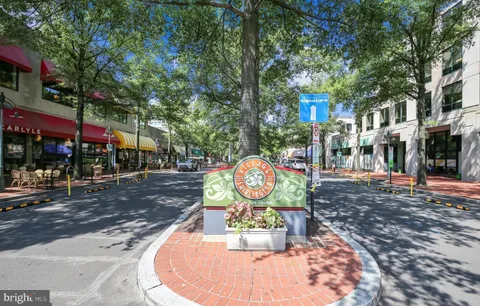 $598,000 | 3013 South Buchanan Street, Arlington, VA 22206