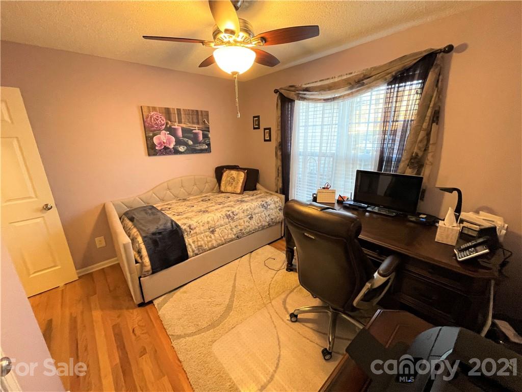 2132 Olde Farm Road Southeast Hudson, NC 28638 - Photo 14 of 23 Gallery Image 14