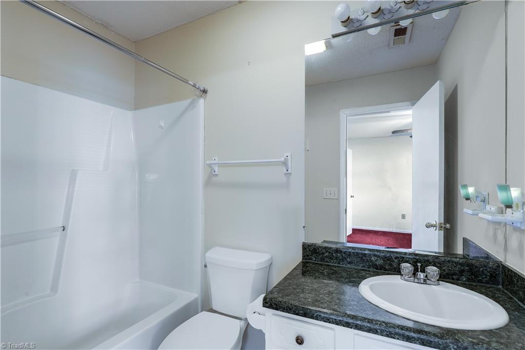 1002 3rd Street Spencer, NC 28159 - Photo 10 of 22