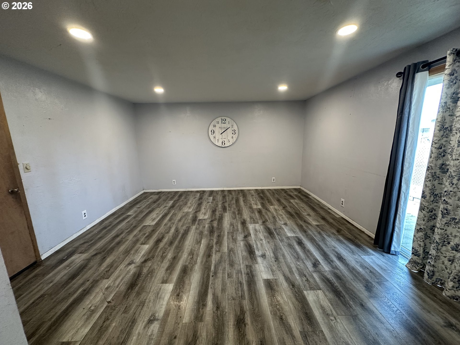 1435 5th Street Springfield, OR 97477 - Photo 5 of 11 Dining Room