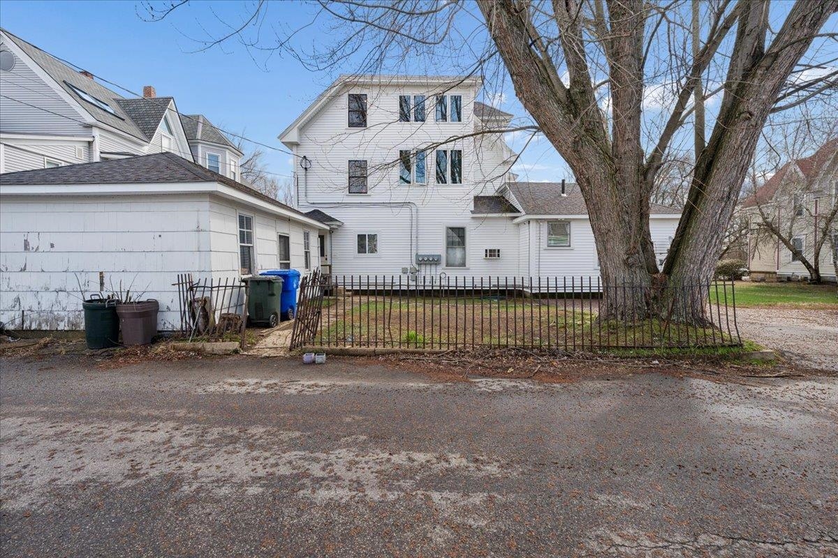 286 Coolidge Avenue, Unit 2 Manchester, NH 03102 - Photo 37 of 42