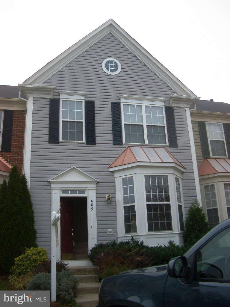 605 Howards Loop, Unit 89 Annapolis, MD 21401 - Photo 1 of 11 Exterior (Front)