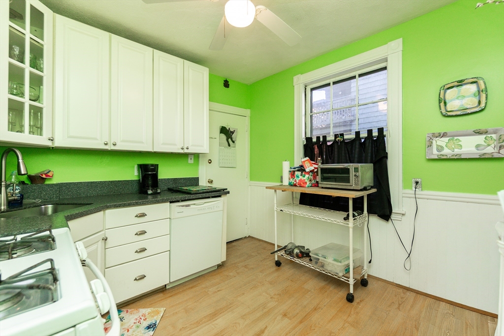 25 Eustis Street, Unit 1 Cambridge, MA 02140 - Photo 11 of 14 a room with furniture and a window