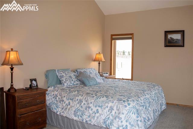 20152 Thunder Road West Colorado Springs, CO 80908 - Photo 13 of 35