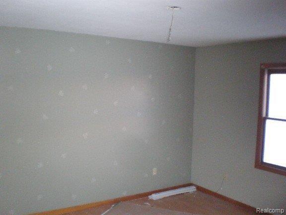 6828 Fargo Road Avoca, MI 48006 - Photo 9 of 12 P1210111-mfscnv-mfsopt