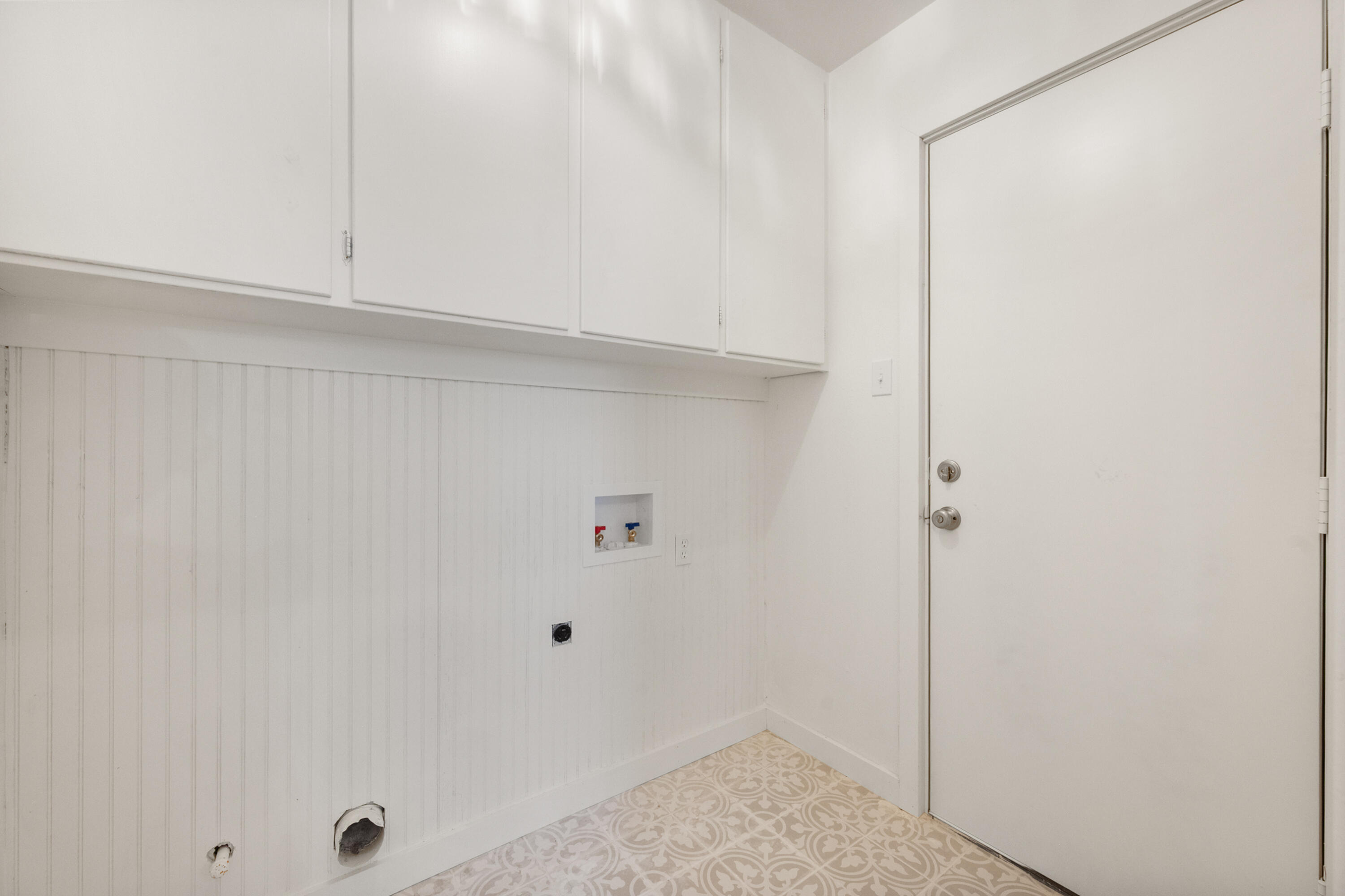 816 Cedar Street Floydada, TX 79235 - Photo 13 of 24 a view of small space