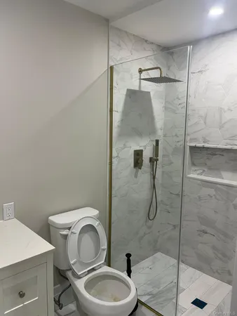 $6,999 | 5 Farmstead Road, Commack, NY 11725
