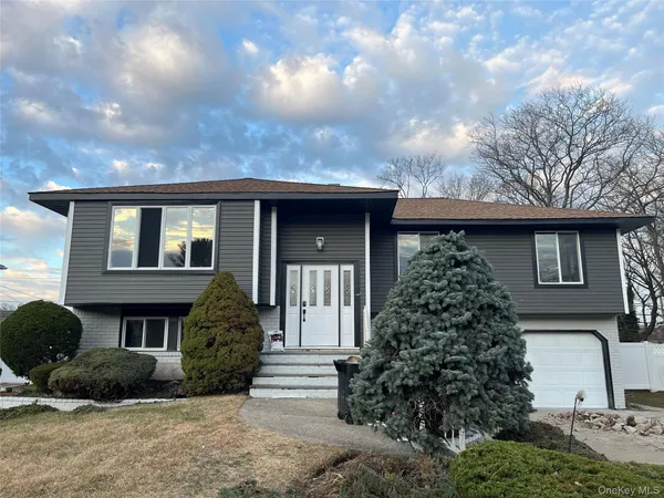 $6,999 | 5 Farmstead Road, Commack, NY 11725