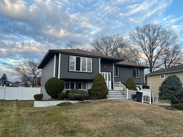 $6,999 | 5 Farmstead Road, Commack, NY 11725