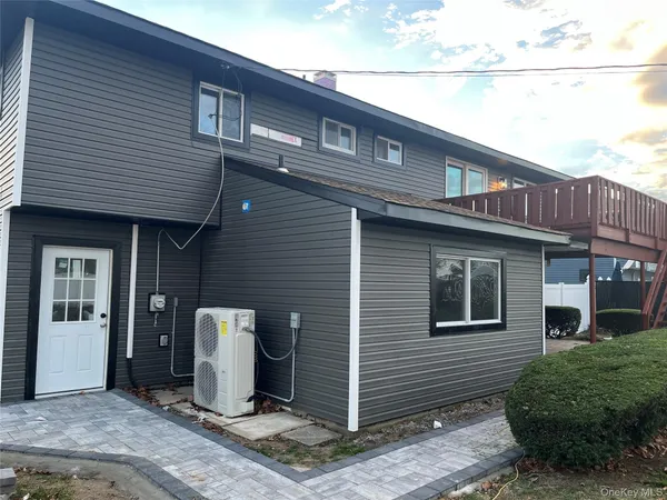 $6,999 | 5 Farmstead Road, Commack, NY 11725