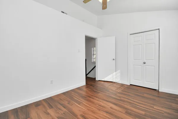 $165,000 | 2002 Gentryside Drive, Unit 113, Houston, TX 77077