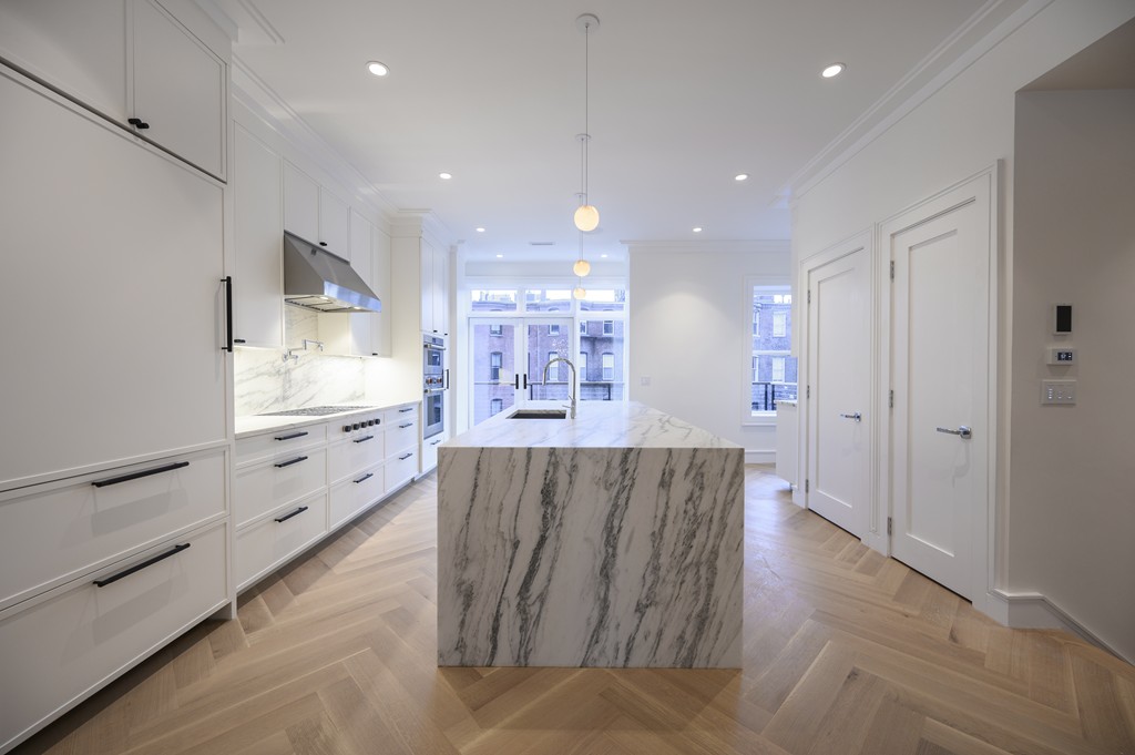53 Rutland Square, Unit 1 Boston, MA 02118 - Photo 1 of 10
