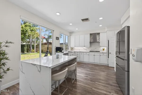 $1,200,000 | 1611 Kapalua Drive, Oxnard, CA 93036