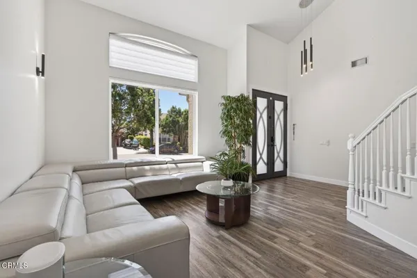 $1,200,000 | 1611 Kapalua Drive, Oxnard, CA 93036