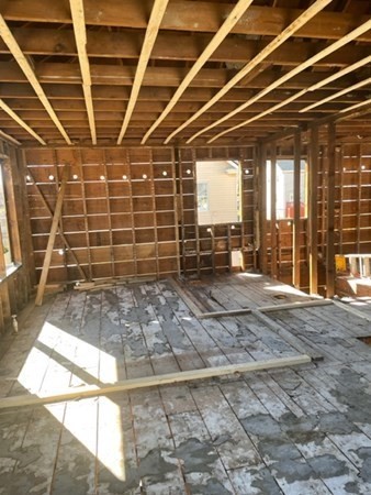 15 Oconnell Road Boston, MA 02124 - Photo 4 of 7