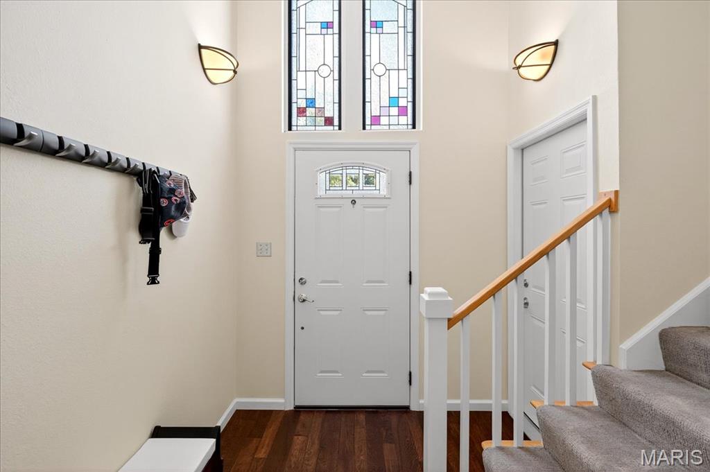 1848 Ridgeview Cir Drive Ballwin, MO 63021 - Photo 3 of 22