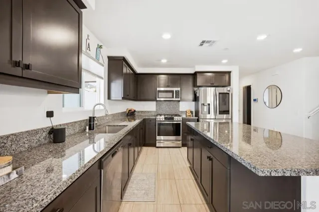 $615,000 | 32046 Prairie Crossing Drive, Winchester, CA 92596