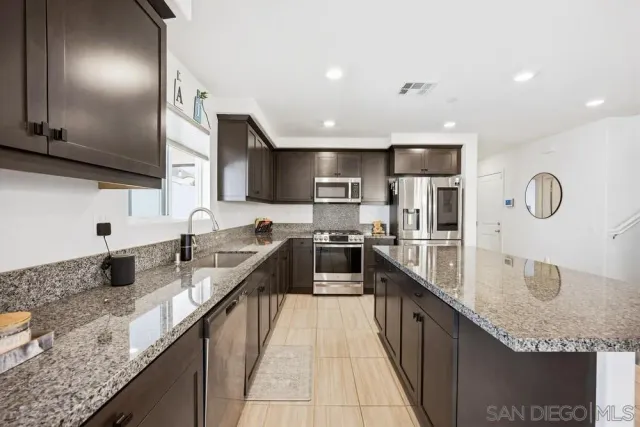 $615,000 | 32046 Prairie Crossing Drive, Winchester, CA 92596