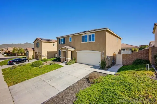 $615,000 | 32046 Prairie Crossing Drive, Winchester, CA 92596