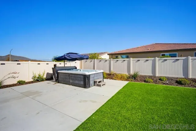 $615,000 | 32046 Prairie Crossing Drive, Winchester, CA 92596