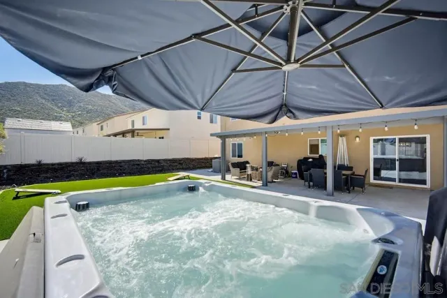 $615,000 | 32046 Prairie Crossing Drive, Winchester, CA 92596