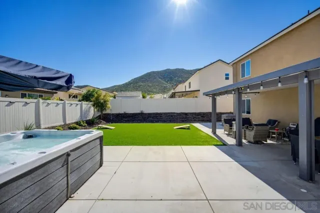 $615,000 | 32046 Prairie Crossing Drive, Winchester, CA 92596