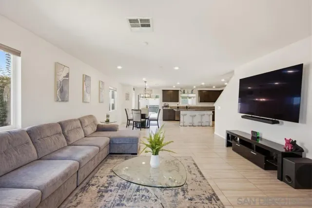 $615,000 | 32046 Prairie Crossing Drive, Winchester, CA 92596