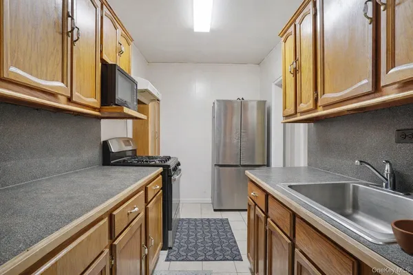 $750,000 | 1029 Wheeler Avenue | Soundview-Bruckner