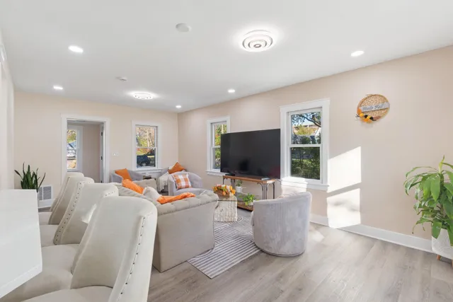 $344,900 | 10121 West Bungalow Parkway, West Allis, WI 53214