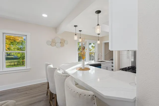 $344,900 | 10121 West Bungalow Parkway, West Allis, WI 53214