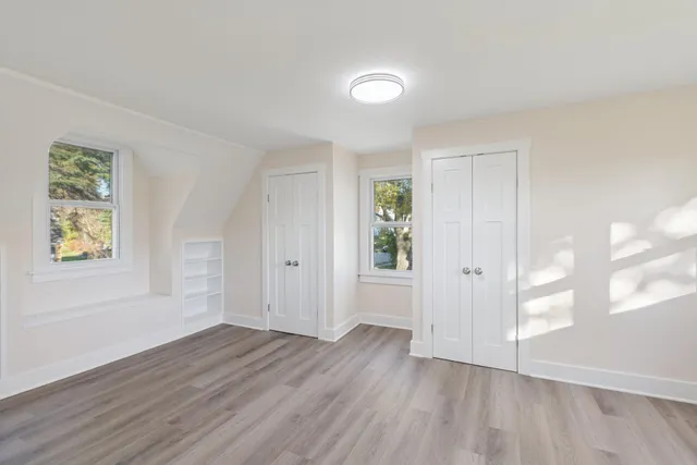 $344,900 | 10121 West Bungalow Parkway, West Allis, WI 53214