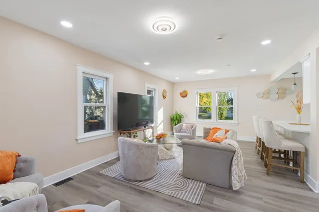 $344,900 | 10121 West Bungalow Parkway, West Allis, WI 53214