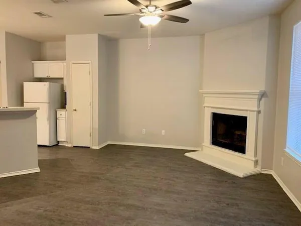 $1,950 | 1508 Barbara Drive, Lewisville, TX 75067