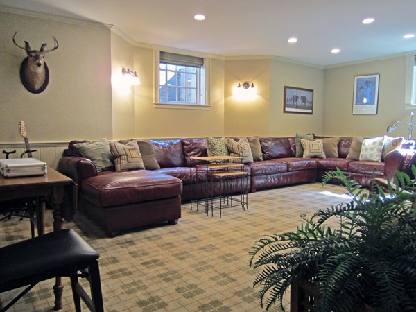 47 Carisbrooke Road Wellesley, MA 02481 - Photo 20 of 24 a living room with furniture and a wooden floor