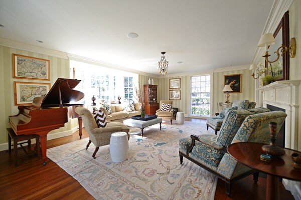 47 Carisbrooke Road Wellesley, MA 02481 - Photo 6 of 24 a living room with furniture and a large window