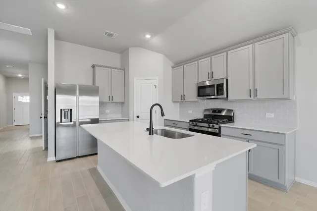 $2,395 | 145 Hackberry Lane, Bastrop, TX 78602